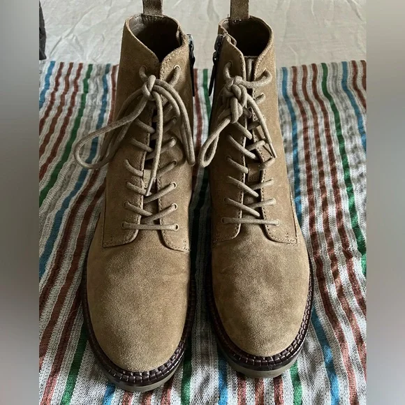 VINCE Cabria suede lug boot in dark clay sand beige, size 9. EUC - Picture 2 of 6